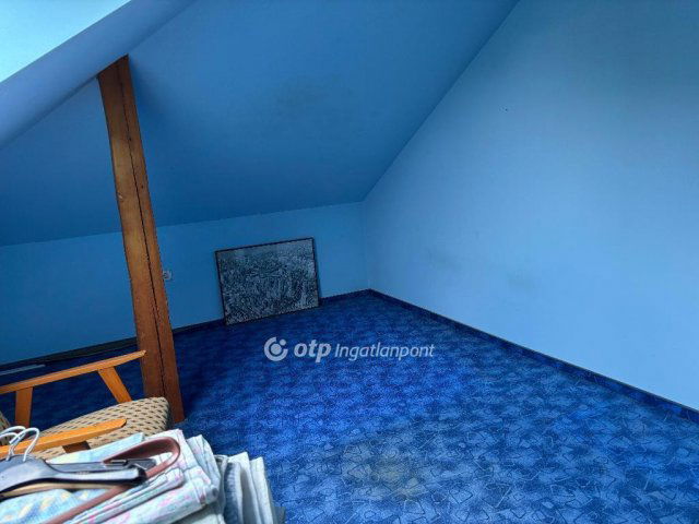 Eladó családi ház, Balsán 41.5 M Ft, 6+1 szobás