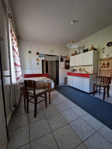 Eladó családi ház, Hosszúhetényen 42.5 M Ft, 3 szobás