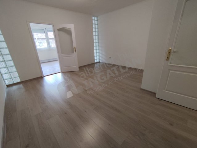 Kiadó téglalakás, albérlet, XIV. kerületben, Nagy Lajos király útján