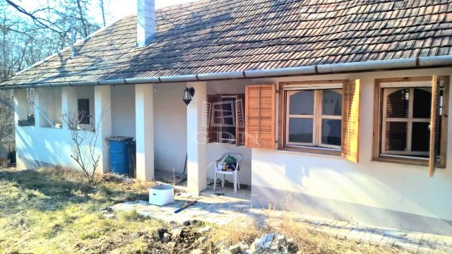 Eladó családi ház, Tésán 29 M Ft, 2 szobás