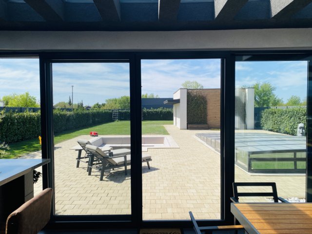 Eladó családi ház, Hernádon 329 M Ft, 5+2 szobás