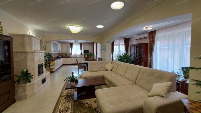 Eladó családi ház, Nyíregyházán 149.9 M Ft, 4 szobás