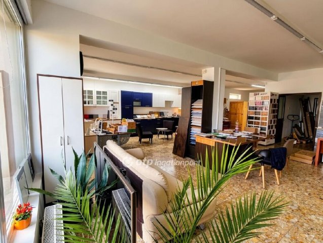 Eladó üzlethelyiség, Budapesten, XVIII. kerületben 178 M Ft