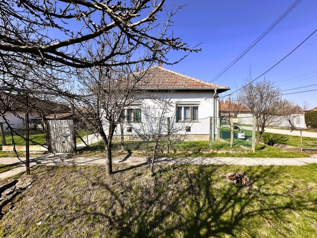 Eladó családi ház, Mezőberényben 16.9 M Ft, 3 szobás