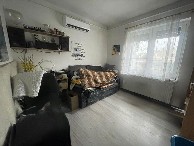 Eladó családi ház, Dunakeszin 139.9 M Ft, 6 szobás