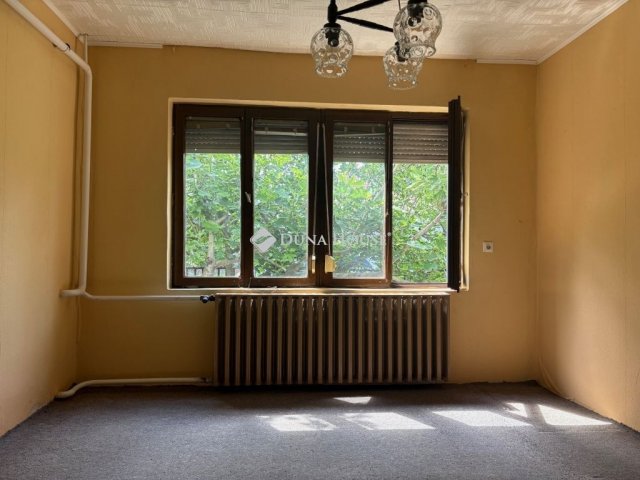 Eladó családi ház, Nagylókon 24 M Ft, 2 szobás