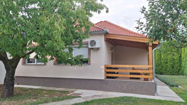 Eladó családi ház, Harkányban 85.99 M Ft, 3 szobás