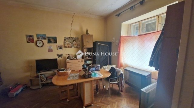 Eladó családi ház, Monoron 49.9 M Ft, 6 szobás