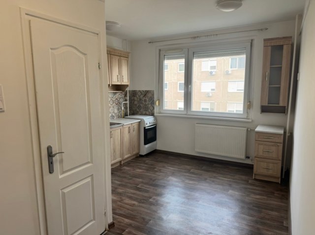 Eladó panellakás, Miskolcon 33.9 M Ft, 2 szobás