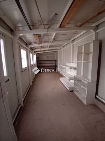 Kiadó ipari ingatlan, Győrött, Rozgonyi utcában 130 E Ft / hó