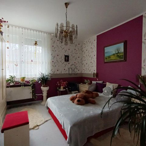 Eladó téglalakás, Nagykanizsán 41.5 M Ft, 3 szobás