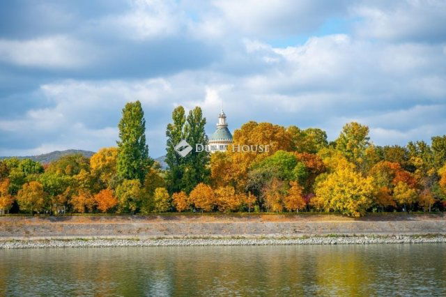 Eladó téglalakás, Budapesten, XIII. kerületben 198 M Ft