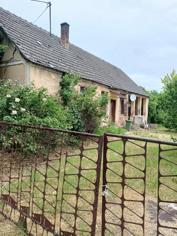 Eladó családi ház, Gerdén 7.9 M Ft, 2 szobás