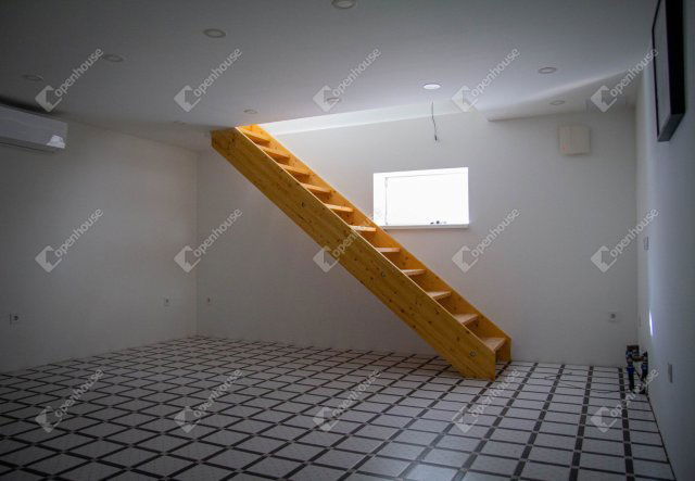 Eladó családi ház, Sopronban 74.9 M Ft, 3 szobás