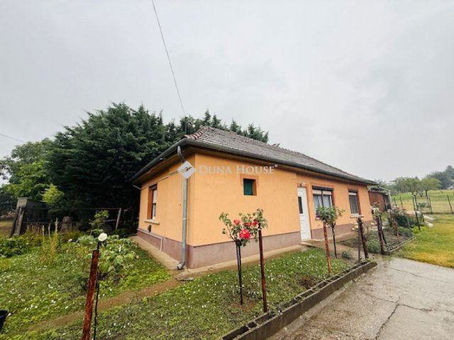 Eladó családi ház, Gombán, Gombai úton 41.9 M Ft, 2 szobás