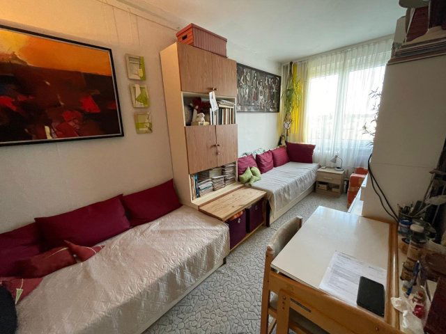 Eladó téglalakás, Nyíregyházán 39.9 M Ft, 1+2 szobás