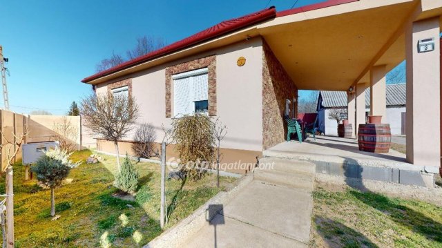 Eladó családi ház, Nyírjákón 31.5 M Ft, 2 szobás