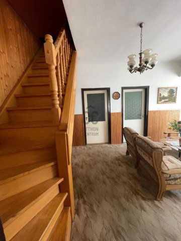 Eladó családi ház, Tótszerdahelyen 38.9 M Ft, 6 szobás