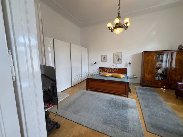 Eladó téglalakás, Budapesten, V. kerületben 399 M Ft, 4+1 szobás