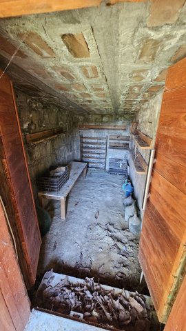 Eladó családi ház, Komlón, Gárdonyi Géza utcában 35.9 M Ft
