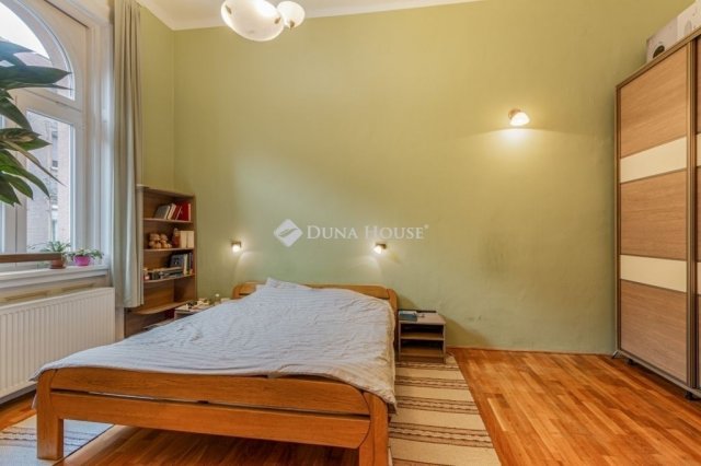 Eladó téglalakás, Budapesten, VII. kerületben 92.9 M Ft