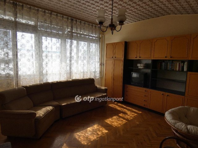 Eladó családi ház, Kalocsán 53.9 M Ft, 4 szobás