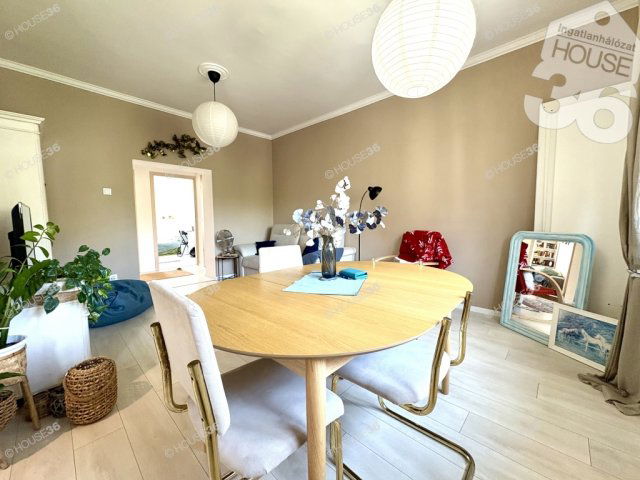 Eladó téglalakás, Kecskeméten 61 M Ft, 4 szobás
