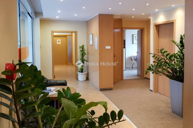 Eladó iroda, Kecskeméten 147 M Ft / költözzbe.hu