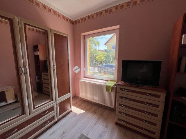 Eladó családi ház, Veszprémben 150 M Ft, 4 szobás