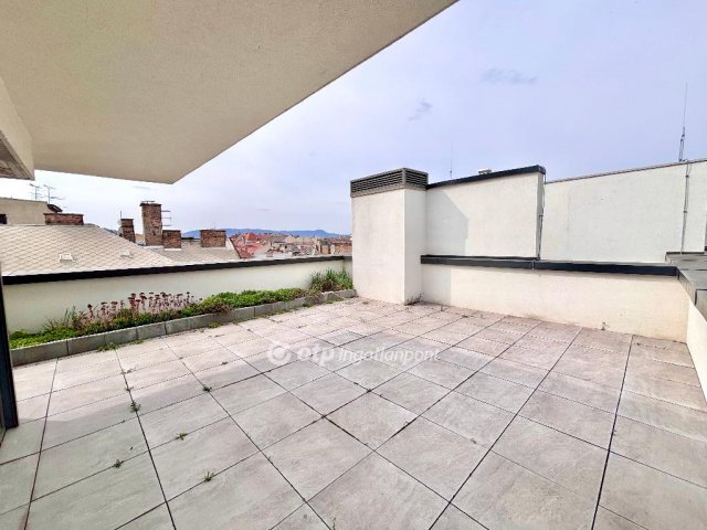 Eladó téglalakás, Budapesten, VIII. kerületben 207.62 M Ft