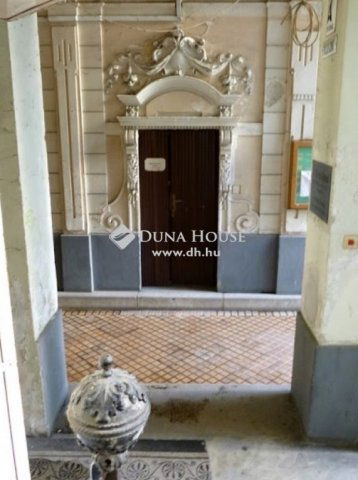 Eladó téglalakás, Budapesten, VIII. kerületben 126.75 M Ft