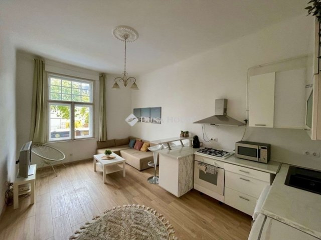 Eladó téglalakás, Budapesten, XIII. kerületben 51 M Ft, 1 szobás