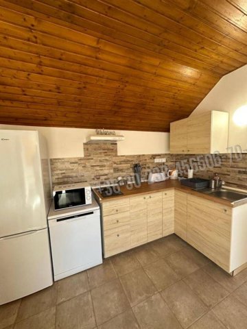 Eladó téglalakás, Egerben 56.9 M Ft, 1+2 szobás