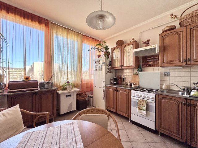 Eladó panellakás, Gödöllőn 64.9 M Ft, 2 szobás