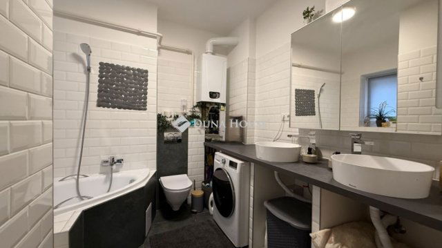 Eladó ikerház, Budapesten, XVIII. kerületben 109 M Ft, 3 szobás