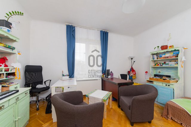 Eladó téglalakás, Budapesten, VI. kerületben 56.9 M Ft, 2 szobás