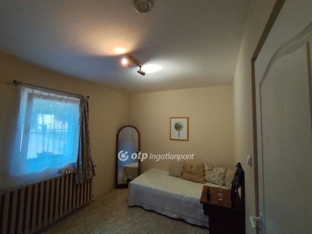 Eladó családi ház, Érden 134.99 M Ft, 6+1 szobás