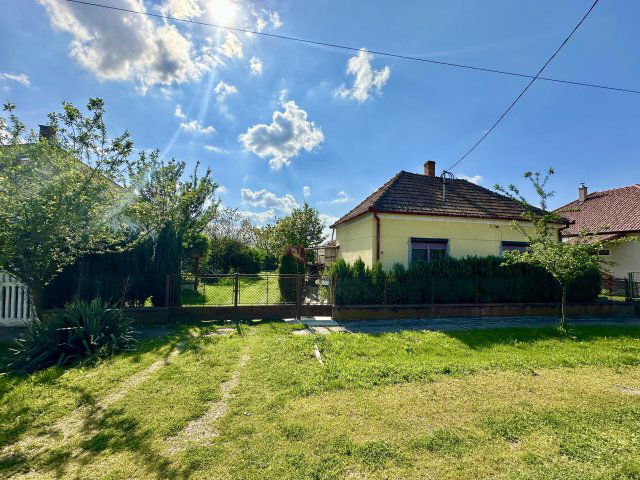Eladó családi ház, Zalaváron 17.9 M Ft, 3 szobás