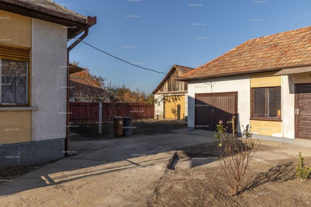 Eladó családi ház, Nagykátán, Kund utcában 46.5 M Ft