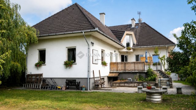 Eladó családi ház, Budapesten, XVI. kerületben 199 M Ft