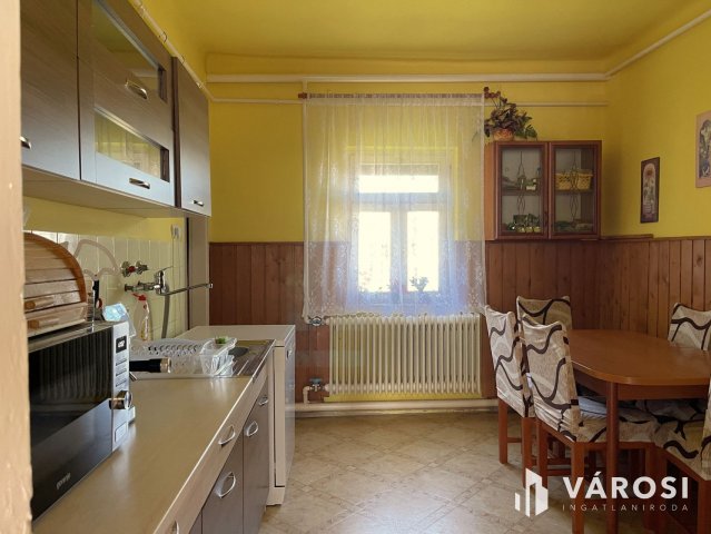 Eladó családi ház, Medgyesbodzáson 14.8 M Ft, 3 szobás