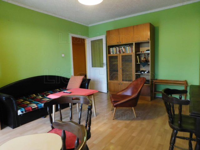 Eladó panellakás, Kaposszekcsőn 21 M Ft, 2 szobás