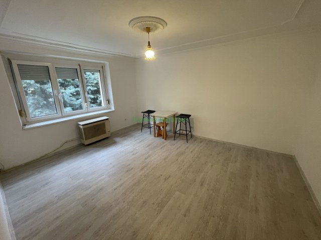 Eladó téglalakás, Nyíregyházán 34 M Ft, 1 szobás
