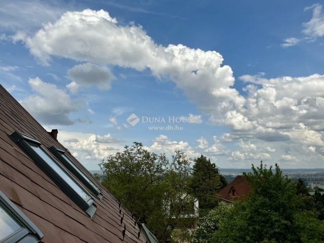 Eladó családi ház, Budapesten, III. kerületben 379 M Ft