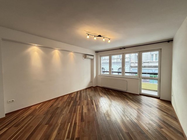 Eladó téglalakás, Budapesten, VI. kerületben, Ó utcában