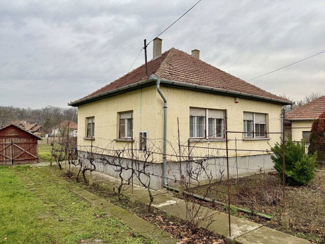 Eladó családi ház, Jászalsószentgyörgyon 22.9 M Ft, 3 szobás