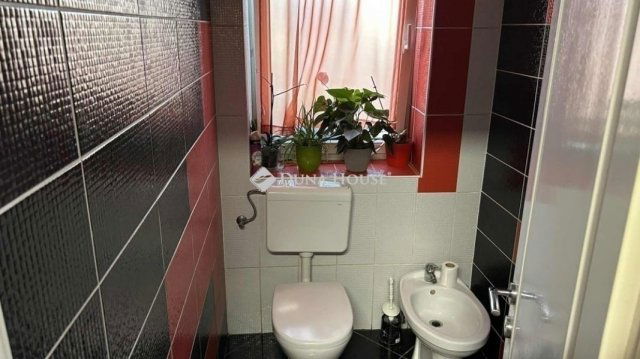 Eladó családi ház, Kecskeméten 89.8 M Ft, 3 szobás