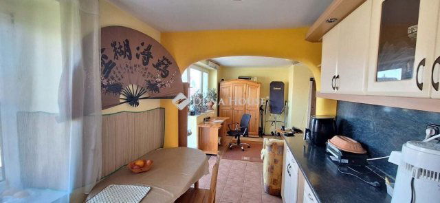 Eladó ikerház, Pécsett, Csákány utcában 29 M Ft, 2 szobás