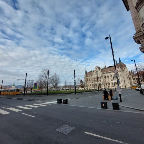 Kiadó téglalakás, albérlet, V. kerületben, Akadémia utcában