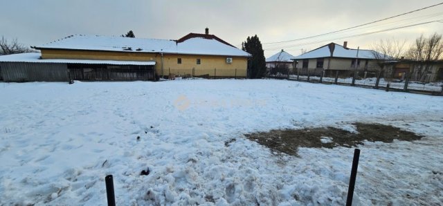 Eladó telek, Farmoson 5.9 M Ft / költözzbe.hu